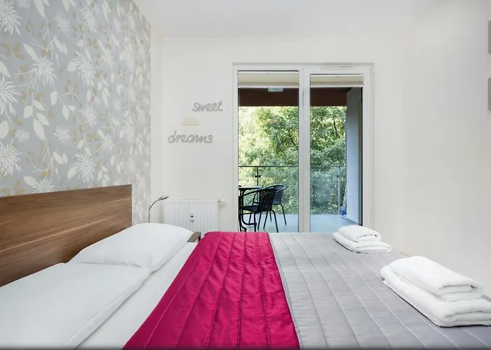 203 - Polanki - Pool & * 코워브제크