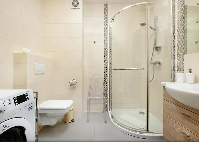 203 - Polanki - Pool & *